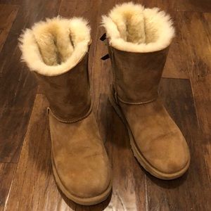 Ugg Bailey Boots